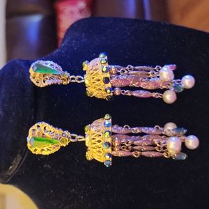 Chandelier filigree pierced dangle earrings gold blue faceted gemstones 3.5" …